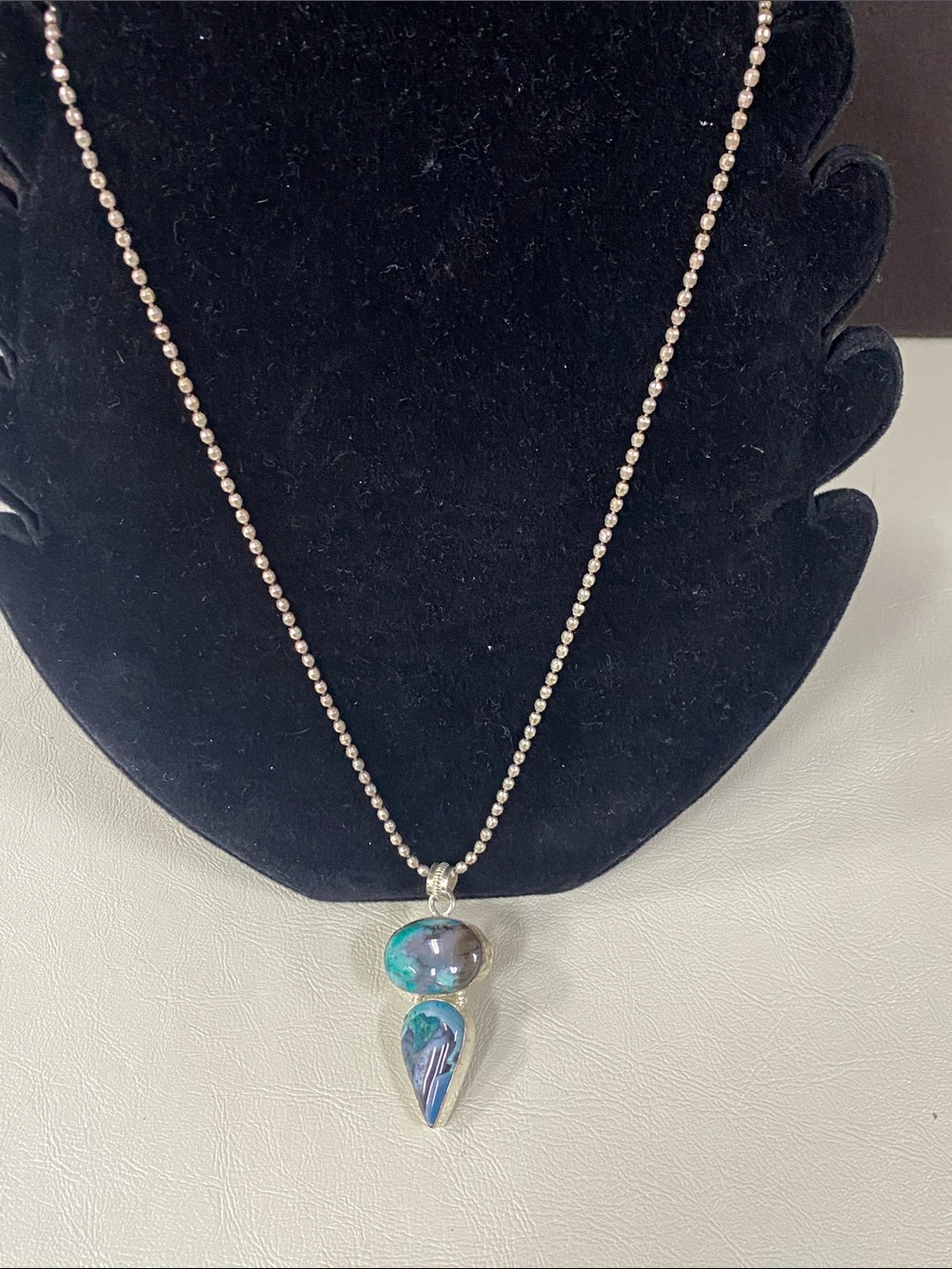 925 stamped Blue-Green Abalone 2.5”Pendant 23” Heavy diamond cut 925 Necklace